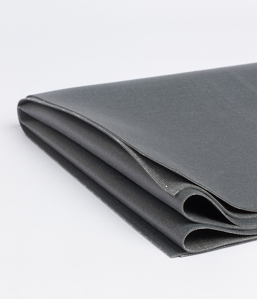 Manduka eKO SuperLite® Travel Mat - Charcoal - goYOGA Outlet