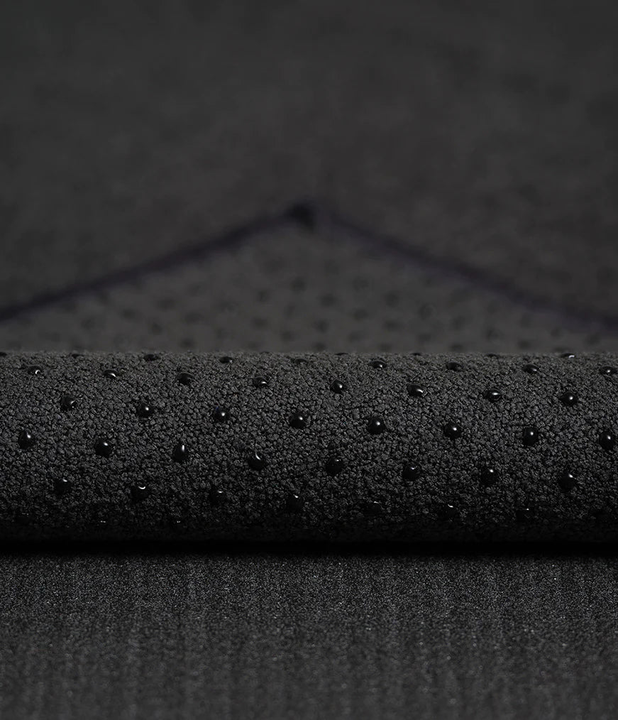 yogitoes towel - onyx